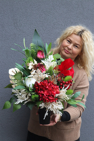 Dorotea, komplet dekoracji nagrobnych, wiązanka + bukiet