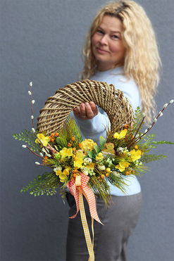 Avril Yellow, żółty wielkanocny wianek na drzwi, rozp.40cm