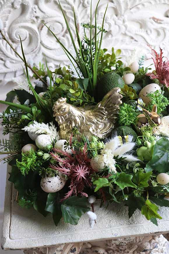 Zielona Grzęda, stroik wielkanocny na tacy