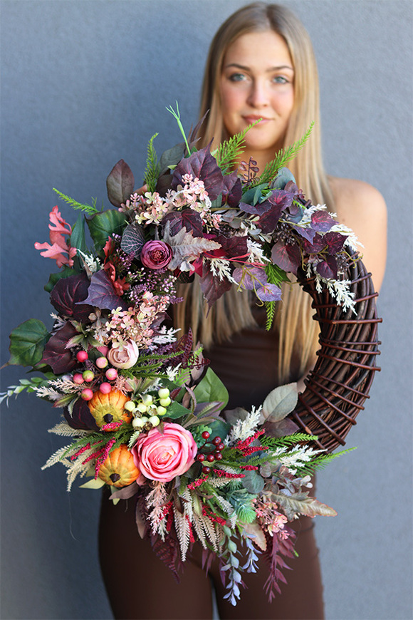 Jesienna Ramona, asymetryczny dekoracyjny wianek