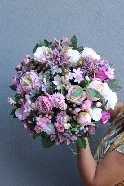 Violet Dreams, kompozycja nagrobna w naczyniu