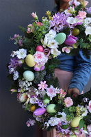 Keffra Easter, wielkanocny wieniec nagrobny