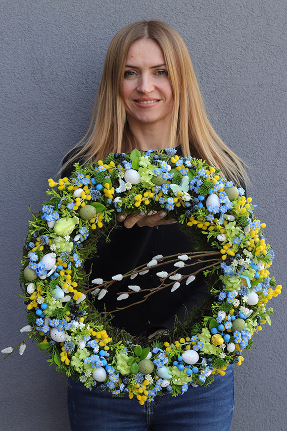 Spring Design, wiosenny wianek na drzwi