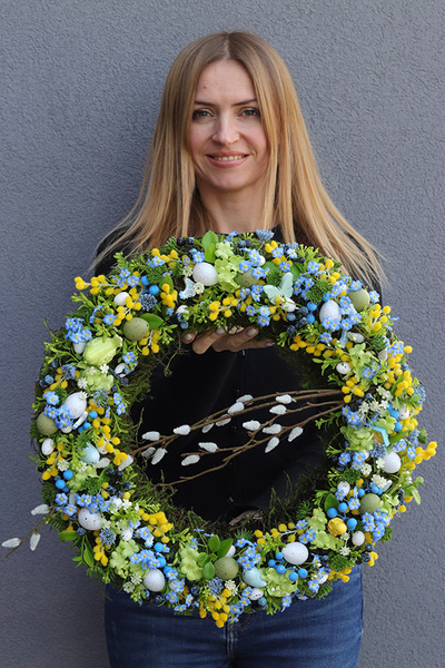 Spring Design, wiosenny wianek na drzwi