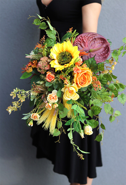 Miodowe Lata 2, bukiet nagrobny we wkładzie, dł.59cm