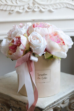 Cedite Peonies, flowerbox welurowy, wys.28cm 