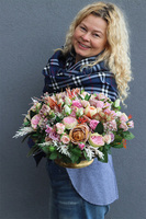 Springa, wiosenna kompozycja kwiatowa w naczyniu Klientki, wym.20x33cm 