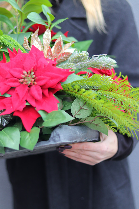 Nocna Cisza Volcan, świąteczna kompozycja nagrobna na tacy