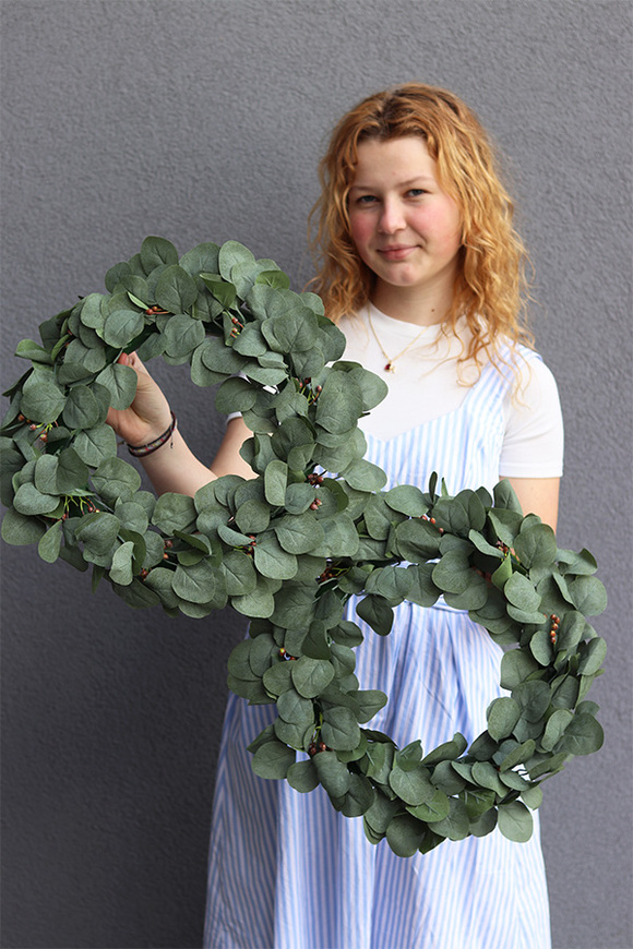 Eukaliptusowy Simple, zielony wianek na drzwi