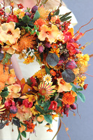 Pomarańczowa Aura, jesienny wianek na drzwi, śr.48cm