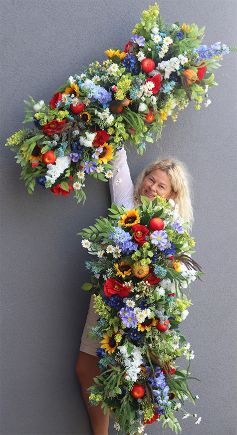 Polskie Ogrody, bogata girlanda kwiatowa