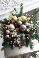 Nolite Glam, świąteczny flowerbox z bombkami