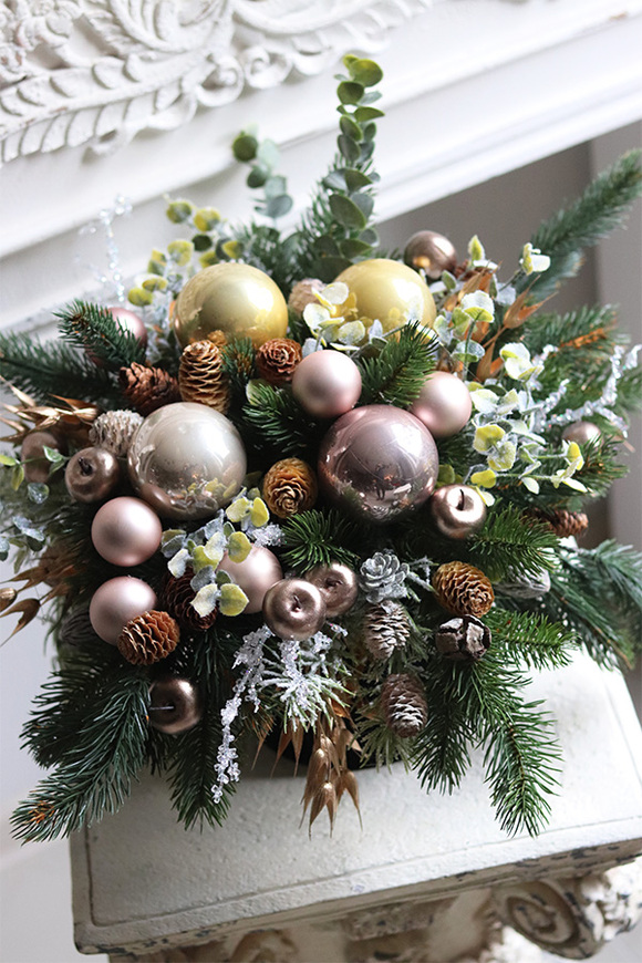 Nolite Glam, świąteczny flowerbox z bombkami