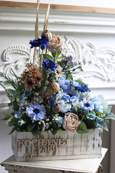 Niebieska Polana, dekoracja nagrobna z dedykacją