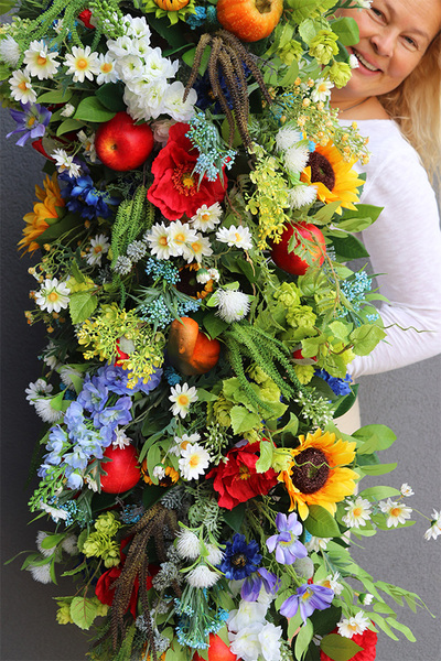 Polskie Ogrody, bogata girlanda kwiatowa