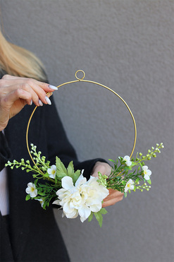 OD RĘKI Kwiatowy Urok, wianek dekoracyjny na obręczy, śr.22cm