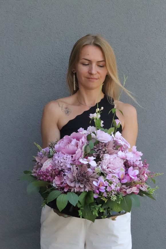  Violet Dreams 2, kompozycja nagrobna w naczyniu