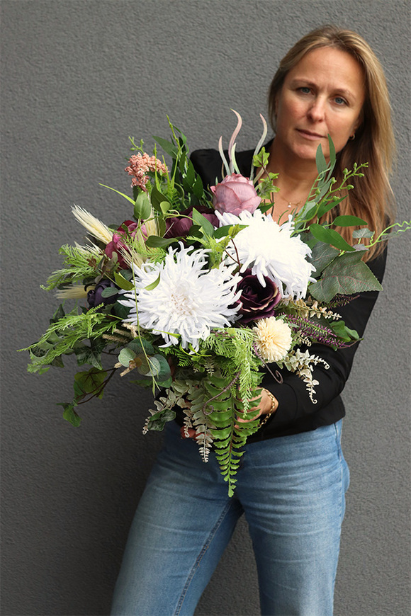 Bastina Selendia, komplet dekoracji nagrobnych