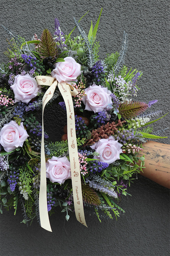 Lawendowe Wzgórza 2, delikatny wiosenny wianek