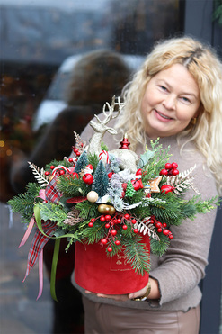 Renifer Gold, flowerbox świąteczny LED, wys.47x53cm