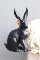 Bunny Black, duży zajączek wielkanocny figurka