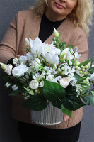 Gredara Silver, biała kompozycja kwiatowa