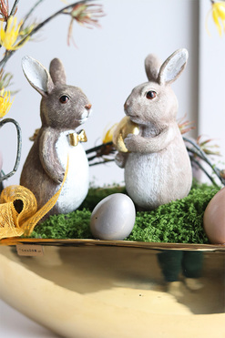 Zakochane Króliki Laos, stroik wielkanocny z zajączkami, wym.46x52cm