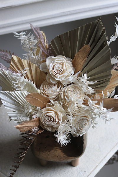 Boho Leata, kompozycja w naczyniu na nóżkach