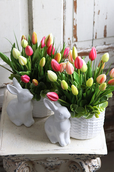 kompozycja wielkanocna z gumowymi tulipanami, Rabbit, wys.34cm