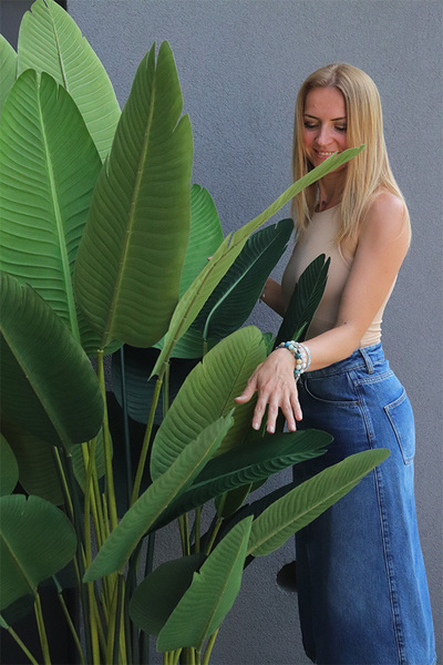 Bananowiec Concrete Bowl 3, sztuczna roślina w donicy