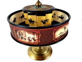 Praksinoskop Retro, kino XIX wieku, filmiki w zestawie, wys.22.5cm 