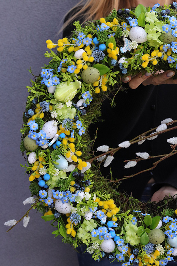 Spring Design, wiosenny wianek na drzwi