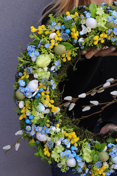 Spring Design, wiosenny wianek na drzwi