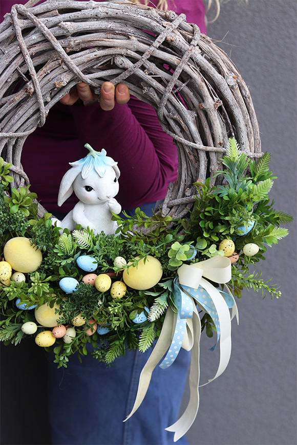Sweetie Bunny, wielkanocny wianek z zajączkiem