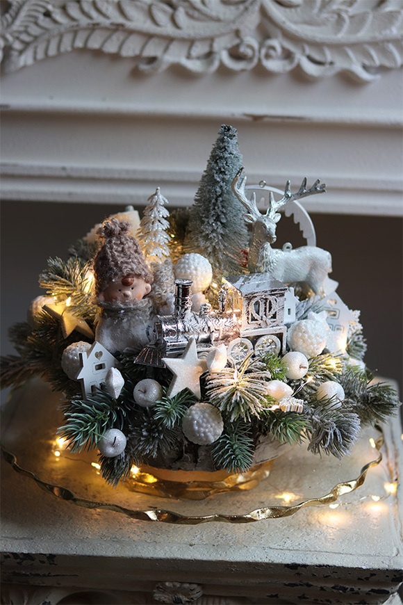 Ekspres Polarny 2, świąteczny stroik na plastrze drewna