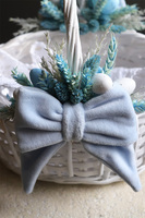 Sweet Blue, dwustronnie dekorowany koszyczek wielkanocny z serwetką