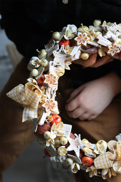 OD RĘKI Orangeno, bożonarodzeniowy wianek, śr.28cm