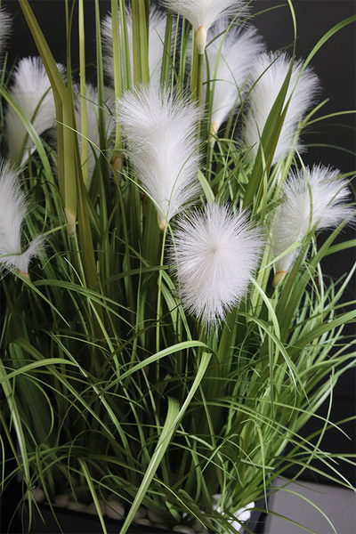 Regina White Saute sztuczna trawa do twojej donicy