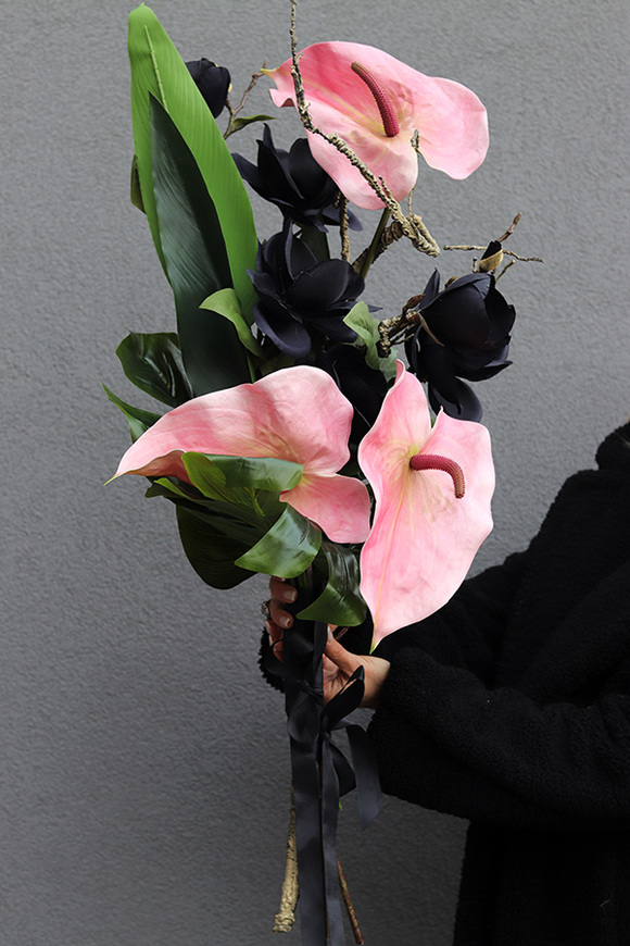 Czarna Magnolia, bukiet nagrobny do położenia