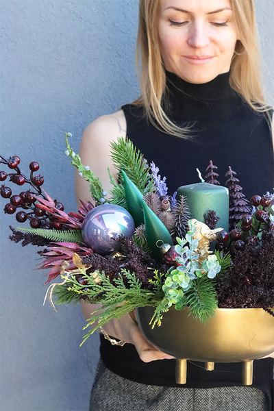 Deluxe Nera 2, fioletowy stroik świąteczny