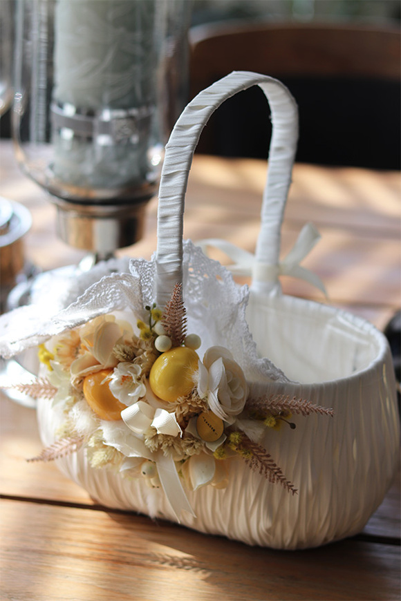 Wiosenne Słońce, koszyczek wielkanocny z serwetką, wys.31cm