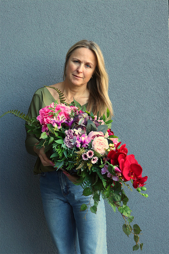 Otelia, komplet dekoracji nagrobnych, kompozycja + bukiet