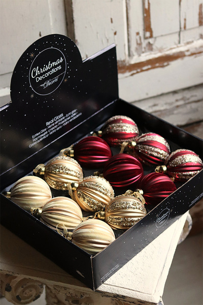 Red & Gold Velvet, błyszczące świąteczne bombki