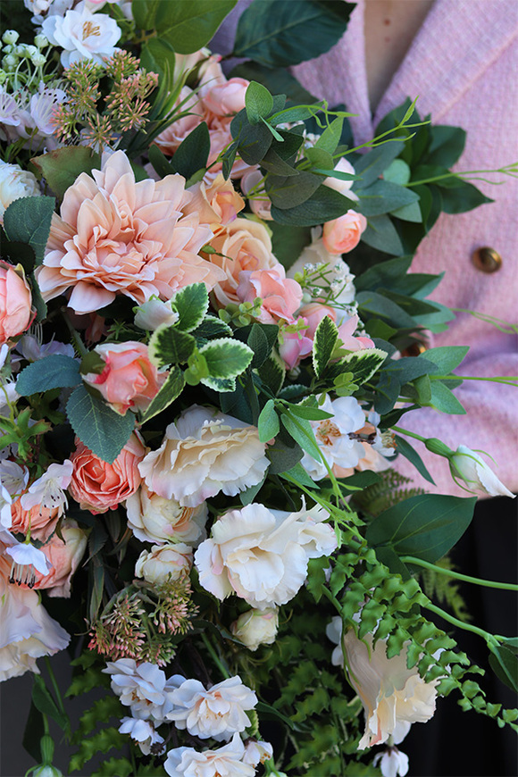 Paranama, kompozycja nagrobna w naczyniu