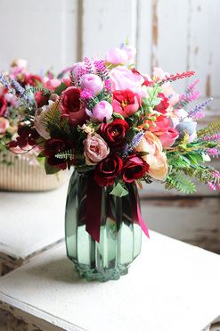 Bella Lux Corrida, kompozycja kwiatowa w szklanym wazonie, wys.40cm 