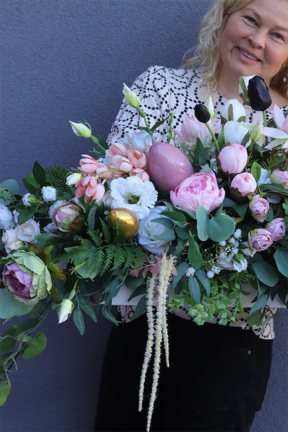 Melista Delicatena Longia, kompozycja kwiatowa na długi stół