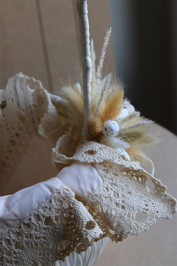  Cremona, dwustronnie dekorowany koszyczek wielkanocny