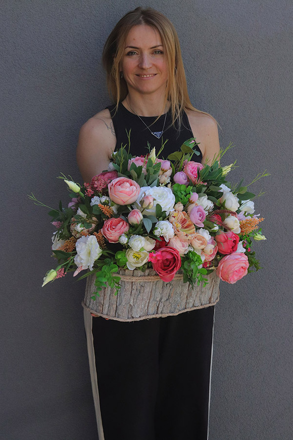 Gefiana, dekoracja w drewnianej skrzynce