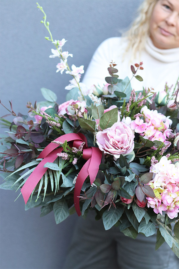 Nemissa, elegancka wiązanka nagrobna