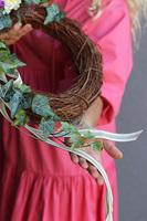 Kwiatowe Uśmiechy, barwny wianek z margerytkami